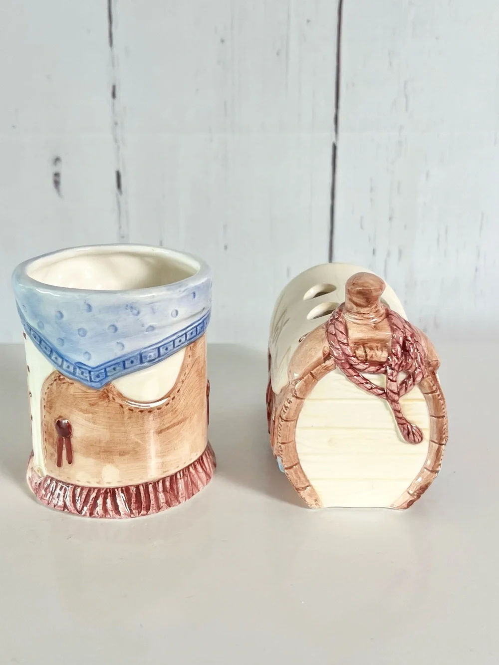 Vintage Ceramic Western Cowboy Saddle Toothbrush Holder & Cup Bathroom Set